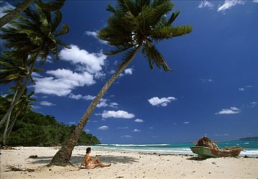 多米尼加共和国,加勒比海