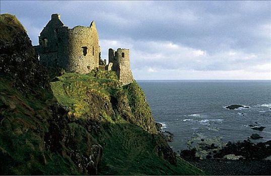 岩石海岸,安特里姆郡,北爱尔兰,欧洲