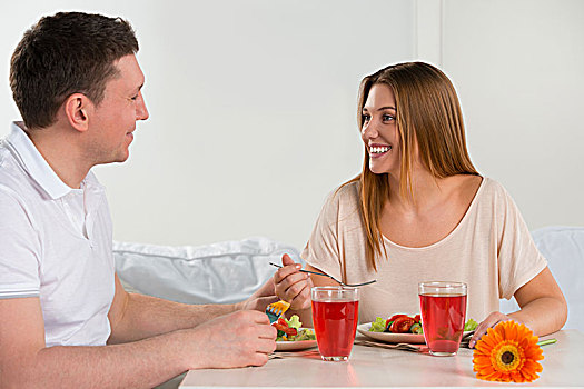 幸福伴侣,吃饭,蔬菜沙拉,在家,吃早餐,午餐