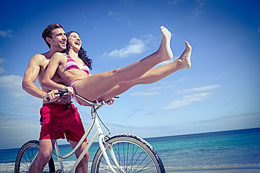 幸福伴侣,骑自行车,海滩