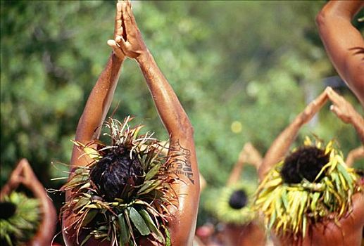 法属玻利尼西亚,塔希提岛,后面,男人,跳舞,户外,抬臂,穿,顶着