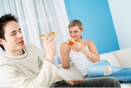 年轻,情侣,吃,比萨饼