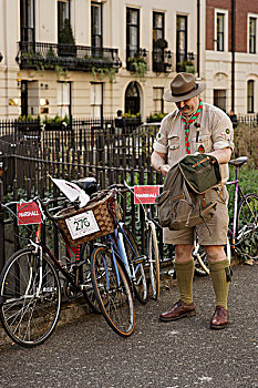 男人,制服,自行车,粗花呢,跑,伦敦,旅游,野餐,时期,衣服,英国人,活动
