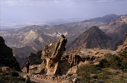 长,弯曲,小路,墓地,山