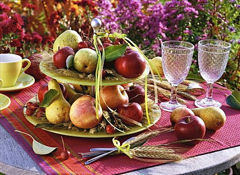 夏末,桌饰,苹果,梨,谷穗