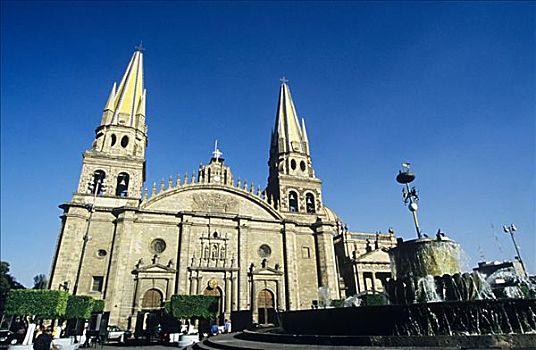 瓜达拉哈拉,大教堂