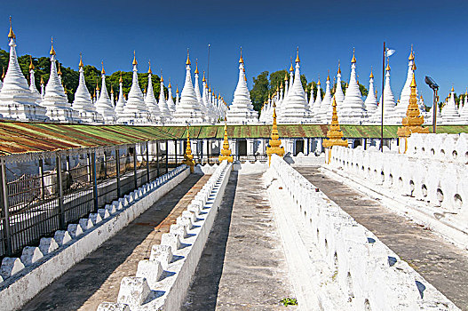 金色,塔,排,白色,惊奇,建筑,佛教,庙宇,曼德勒,缅甸