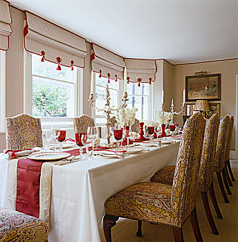 餐厅,红色,白色,墙壁,罗马,百叶窗,条纹,布,桌布,玻璃器皿