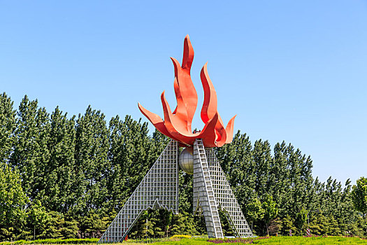 中国山东省潍坊市昌乐火山国家地质公园标志雕塑