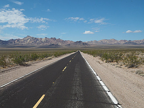 孤单,长,道路,荒漠景观,公路,死亡谷国家公园,加利福尼亚,美国,北美