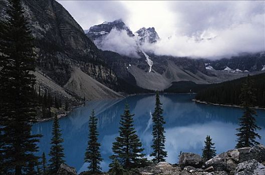 冰碛湖,北方针叶林,冲积,加拿大,落基山脉,班芙国家公园,艾伯塔省