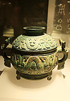 河南省博物院珍藏的,敔,铜簋