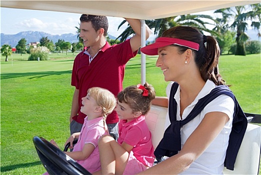 高尔夫球场,家庭,父亲,母亲,女儿