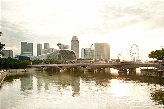 堤,新加坡