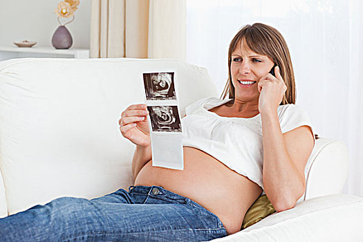 高兴,孕妇,交谈,超声波扫描