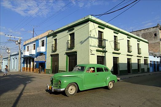 绿色,老爷车,驾驶,街道,西恩富戈斯,古巴,加勒比海,美洲