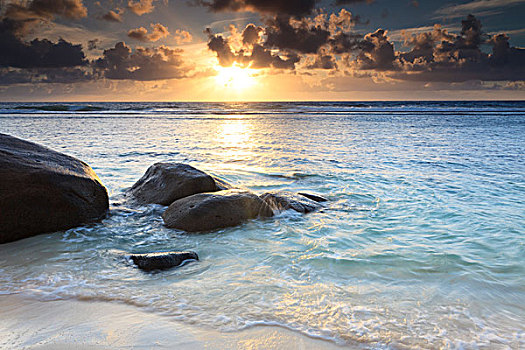 石头,海滩,日出,塞舌尔