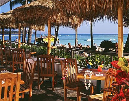 夏威夷,瓦胡岛,餐馆,饮料,花环,桌子,草,伞,远眺,海滩