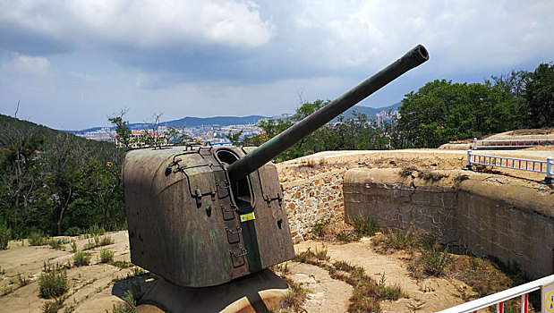 130毫米岸防炮,侧面