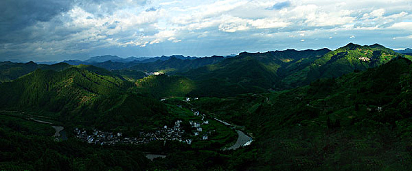 安徽歙县石潭全景