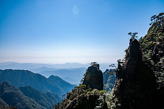 江西上饶三清山西海岸群山