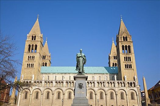 大教堂,匈牙利