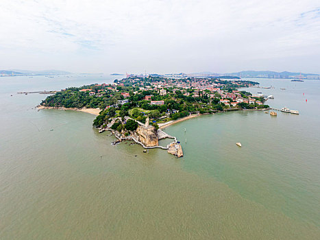 航拍福建厦门鼓浪屿风景名胜区风光