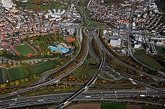 高速公路,连通,工业,区域,体育场,网球场,户外,游泳池,德国,巴登符腾堡,俯视,航拍