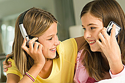 女孩,交谈,手机,姐妹,听,耳机