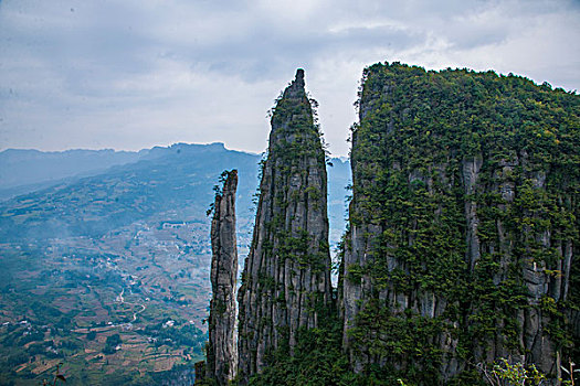 湖北恩施大峡谷山峦地貌