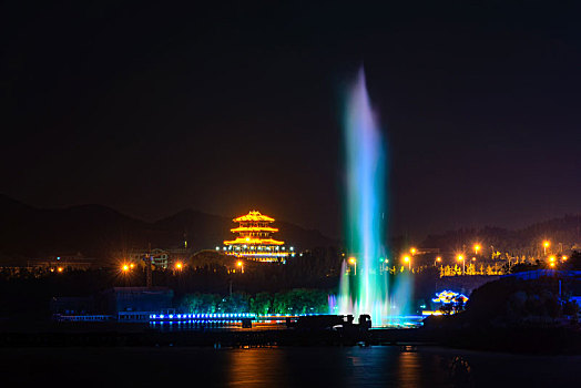 山东省招远市龙湖公园音乐喷泉