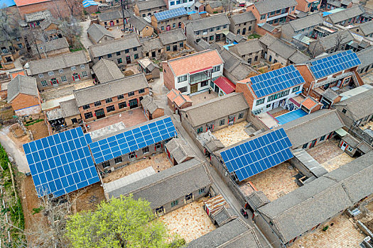 农村屋顶太阳能光伏发电