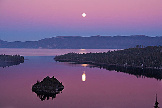 反射,满月,翡翠湾,太浩湖,加利福尼亚,美国