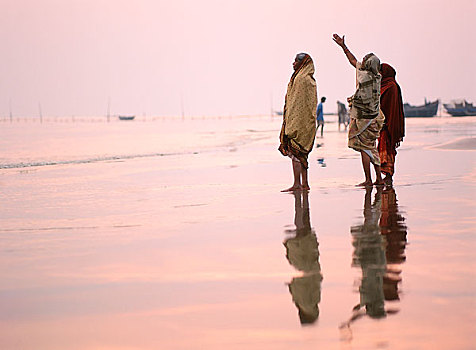 三个女人,站立,恒河,河,岛屿,湾,孟加拉,西孟加拉