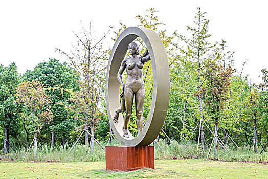长沙洋湖体育公园雕塑－运动女神
