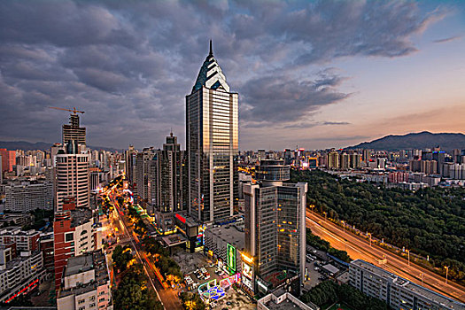 乌鲁木齐城市天际线繁华夜景