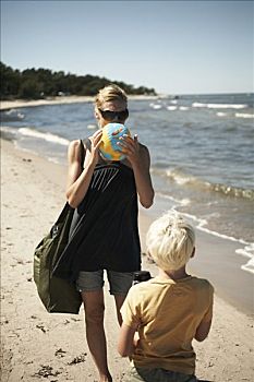 母亲,膨胀,水皮球,哥特兰岛,瑞典