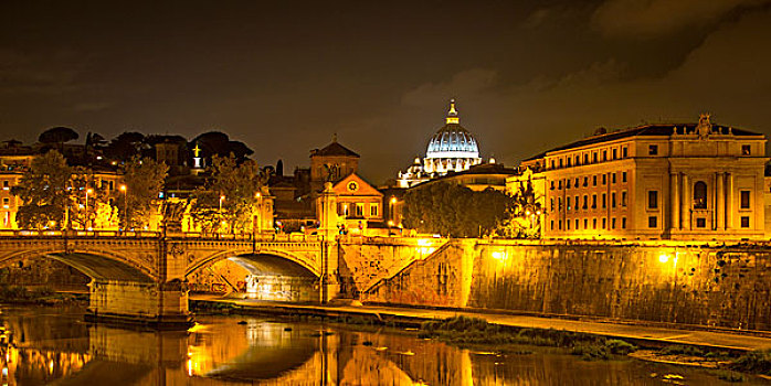风景,圣天使桥,台伯河,圣彼得大教堂,夜晚,罗马,拉齐奥,意大利,欧洲