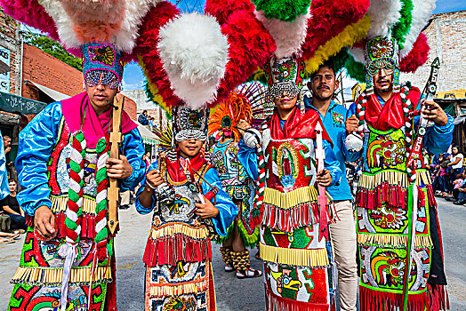 合影,地方特色,部族,舞者,戴着,彩色,传统服装,圣麦克,天使长,节日,游行,圣米格尔,墨西哥