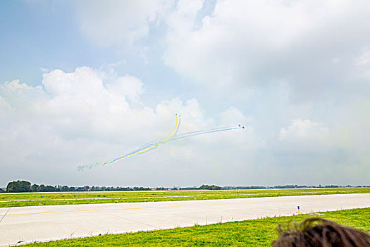 飞机航空表演