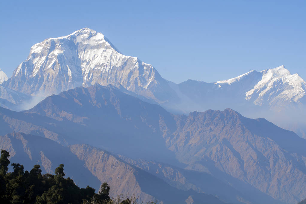 喜马拉雅山脉迎风坡图片