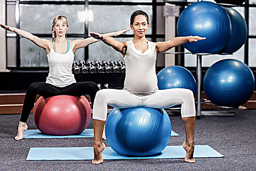 孕妇,练习,健身球,休闲,中心