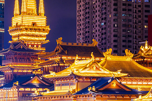 庄严的佛教寺庙,静安寺位于上海市静安区,是著名的旅游景点