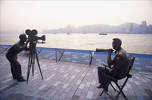 中国,香港,九龙,尖沙嘴,摄影师,导演,雕塑,维多利亚港,背景
