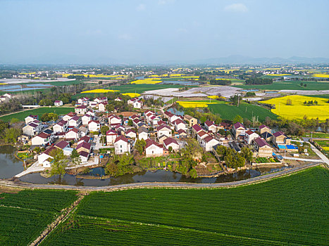 航拍中国安徽省宣城市郎溪县田园春色