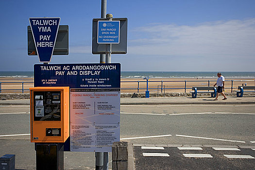 北威尔士,停车咪表,海滨地区,沙,一个,漂亮,海滩,胜者,欧洲,蓝色,旗帜,奖,2004年