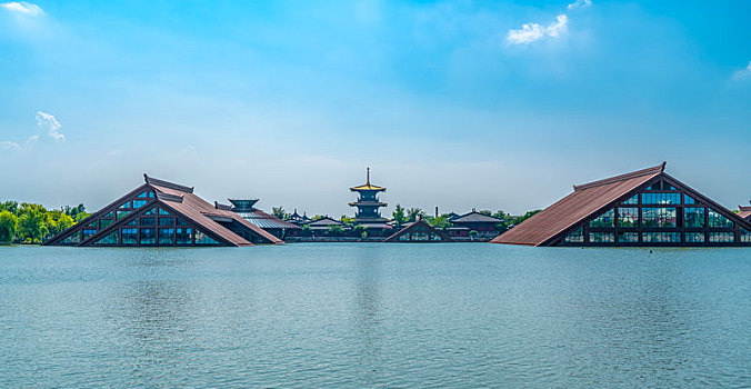 上海之根遗址公园水上建筑