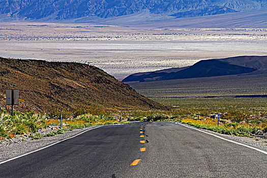 路线,攀登,向上,死谷,上方,死亡谷国家公园,莫哈维沙漠,加利福尼亚,美国