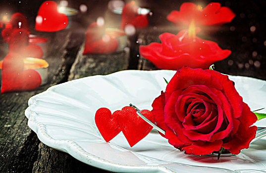 情人节,餐具摆放,玫瑰,心形,正面,烛光