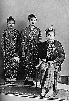 三个,女性,王室,马来半岛,艺术家